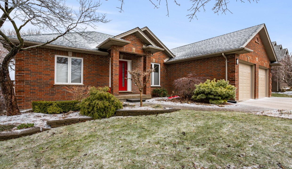 003-61 Stephen Moore Dr (3)