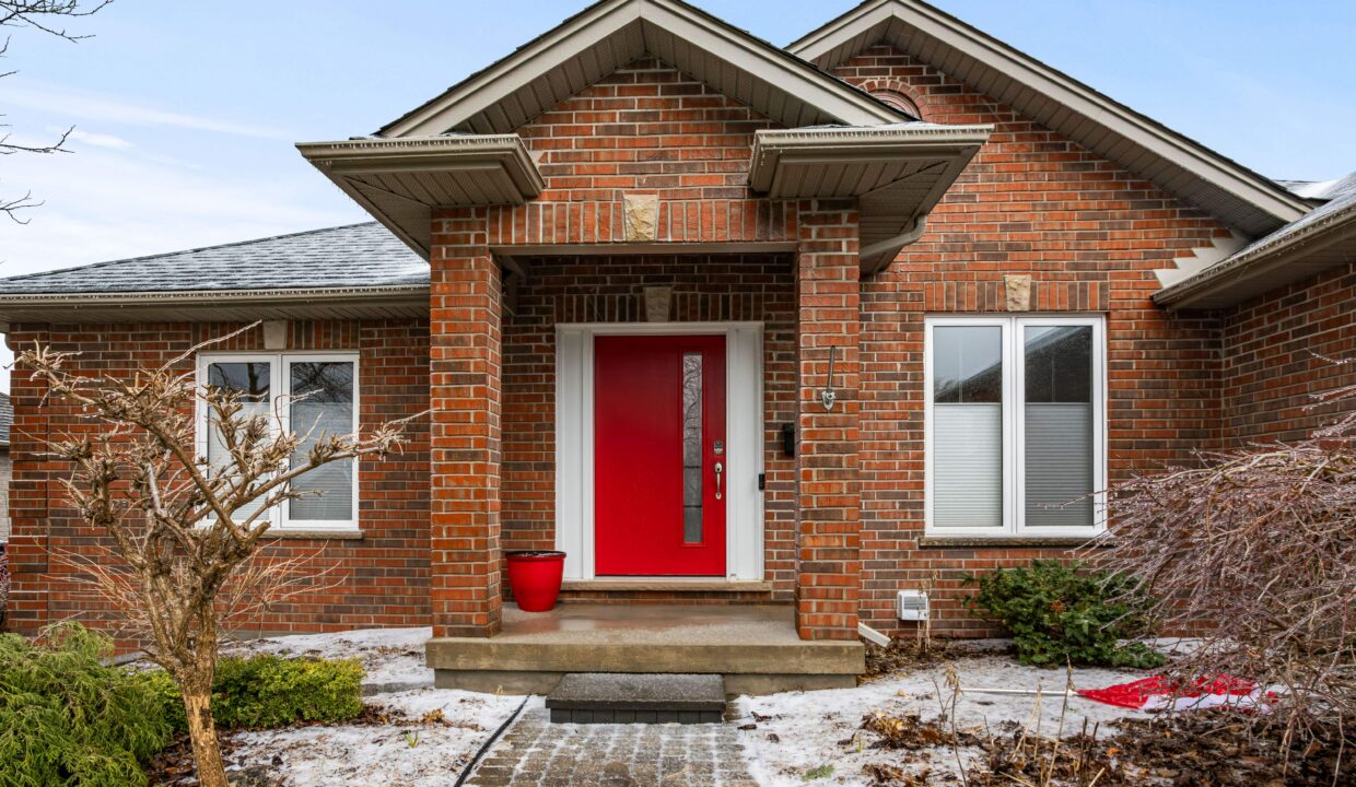 004-61 Stephen Moore Dr (4)