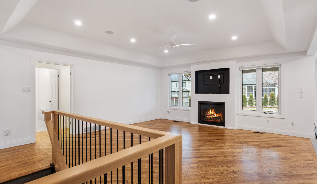 008-61 Stephen Moore Dr (8)