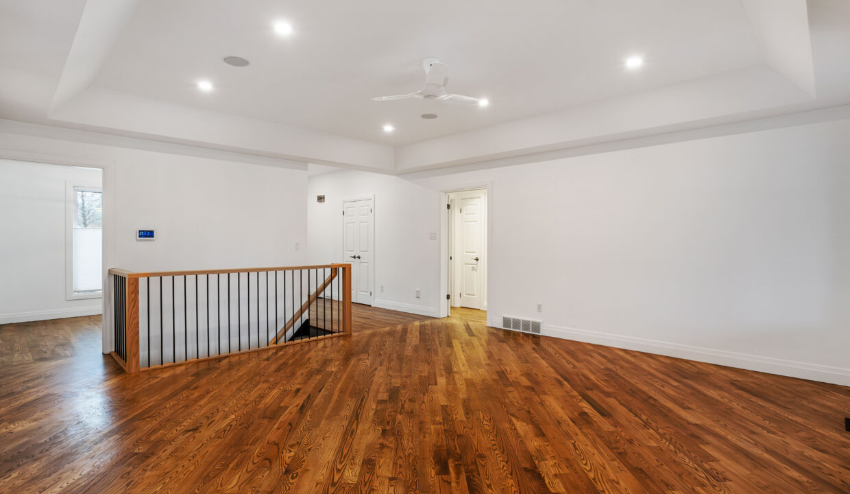 009-61 Stephen Moore Dr (9)