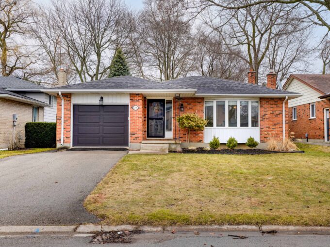27 Woodborough Street for Rent contact Harrison Carter Group