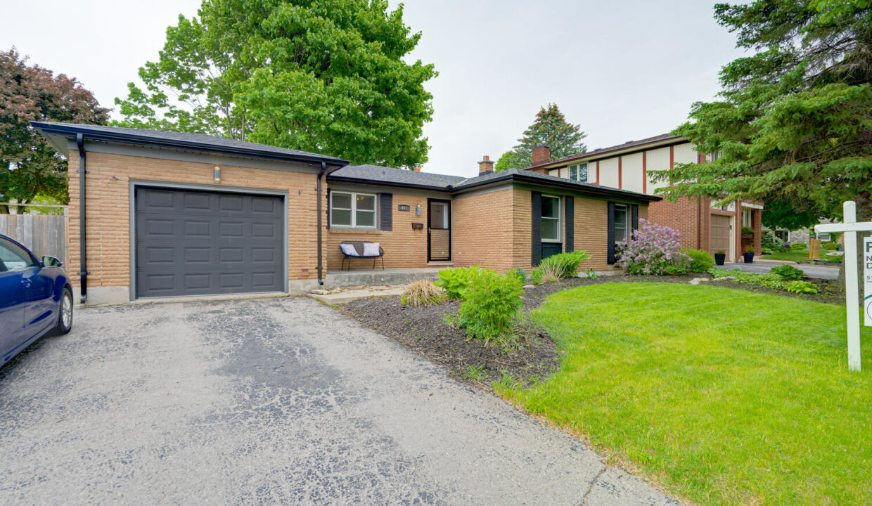 447 Grand View Avenue London-large-001-053-grand view avenue updated1-1500x1000-72dpi