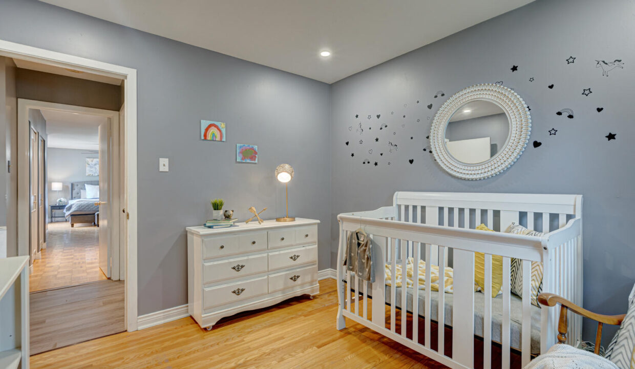 447 Grand View Avenue London-large-029-026-grand view avenue17-1500x1000-72dpi