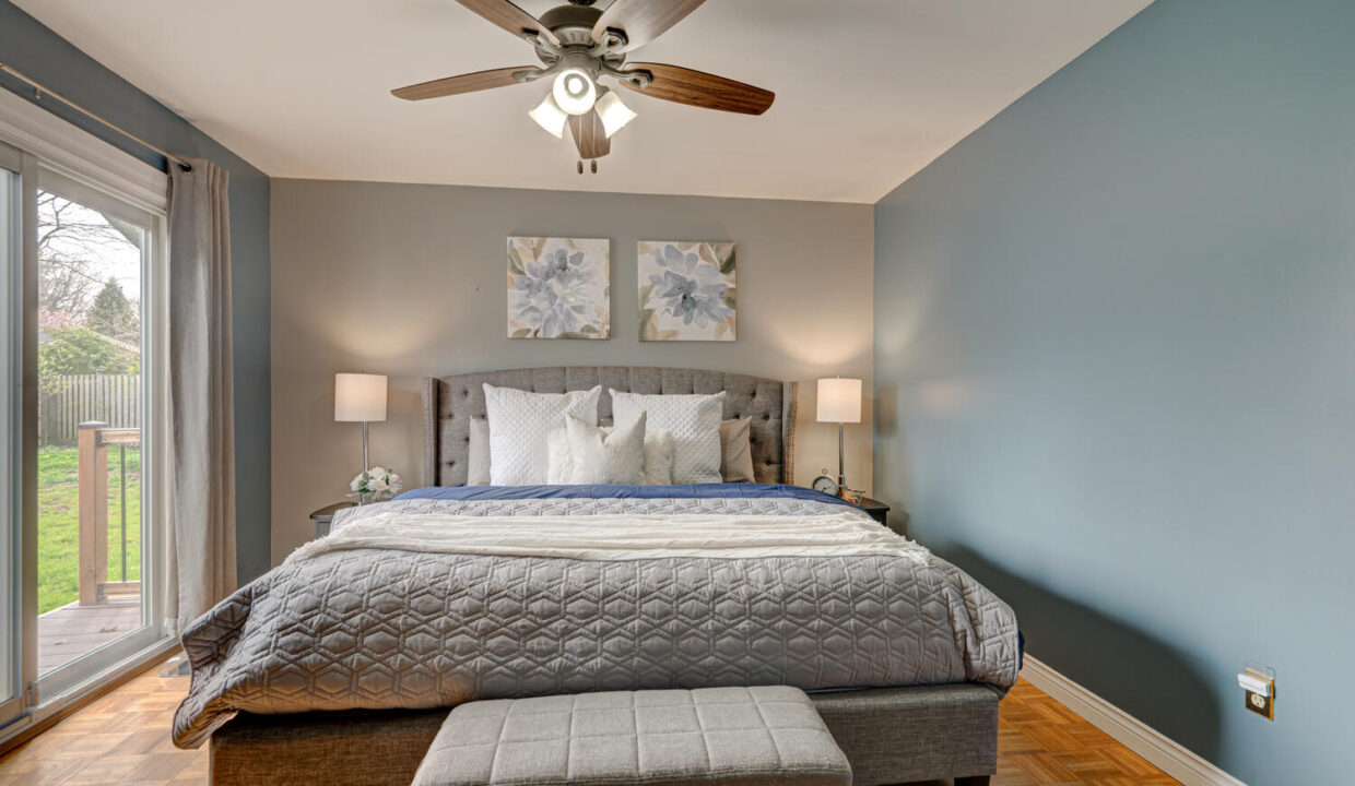 447 Grand View Avenue London-large-033-033-grand view avenue21-1500x1000-72dpi