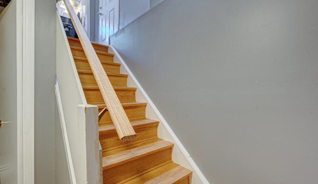 447 Grand View Avenue London-large-037-056-grand view avenue updated13-1500x1000-72dpi
