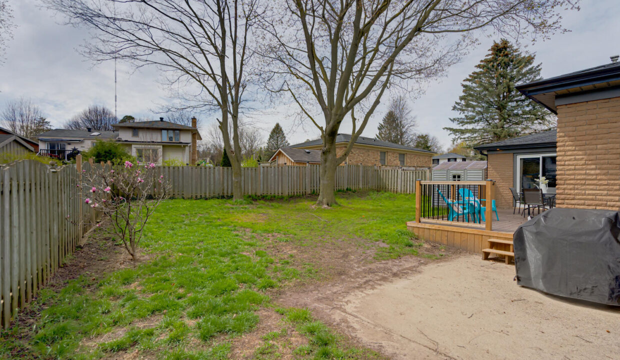 447 Grand View Avenue London-large-048-034-grand view avenue35-1500x1000-72dpi