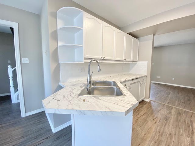 Kitchen 4