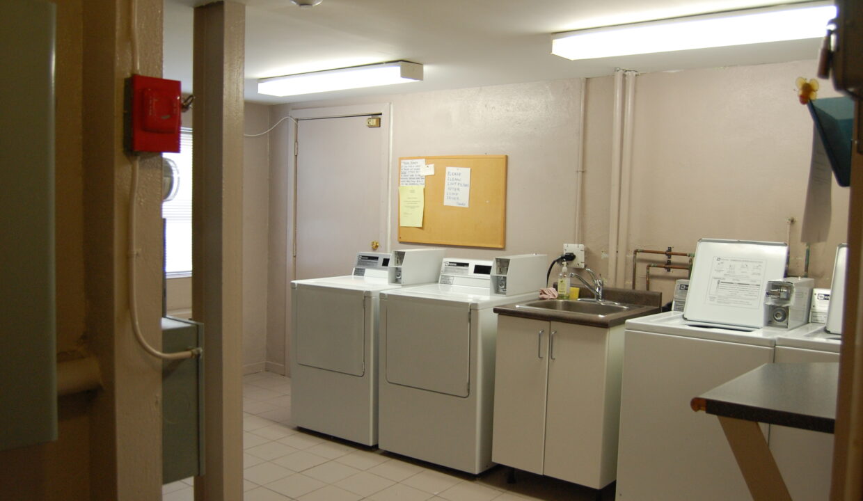 criag laundry room