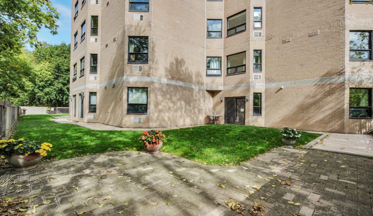 604-549 Ridout St N virtual-tour-360010-mls-high-res-image-38