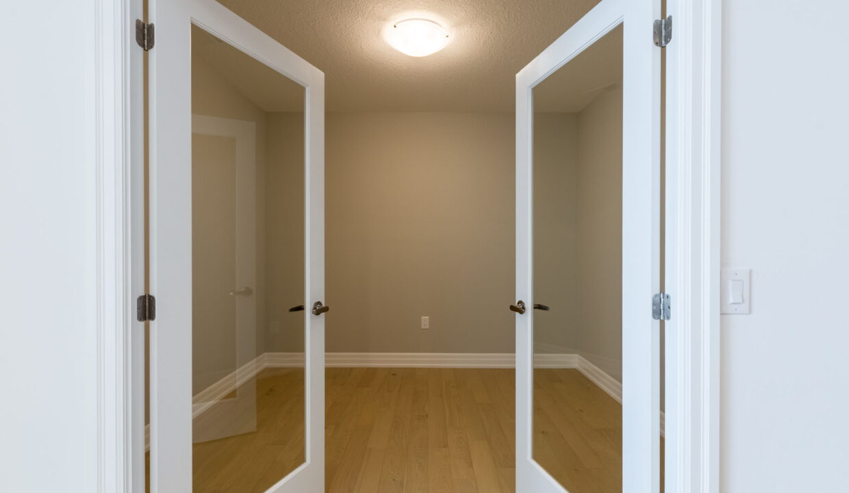 11-10 517 - 480 Callaway St