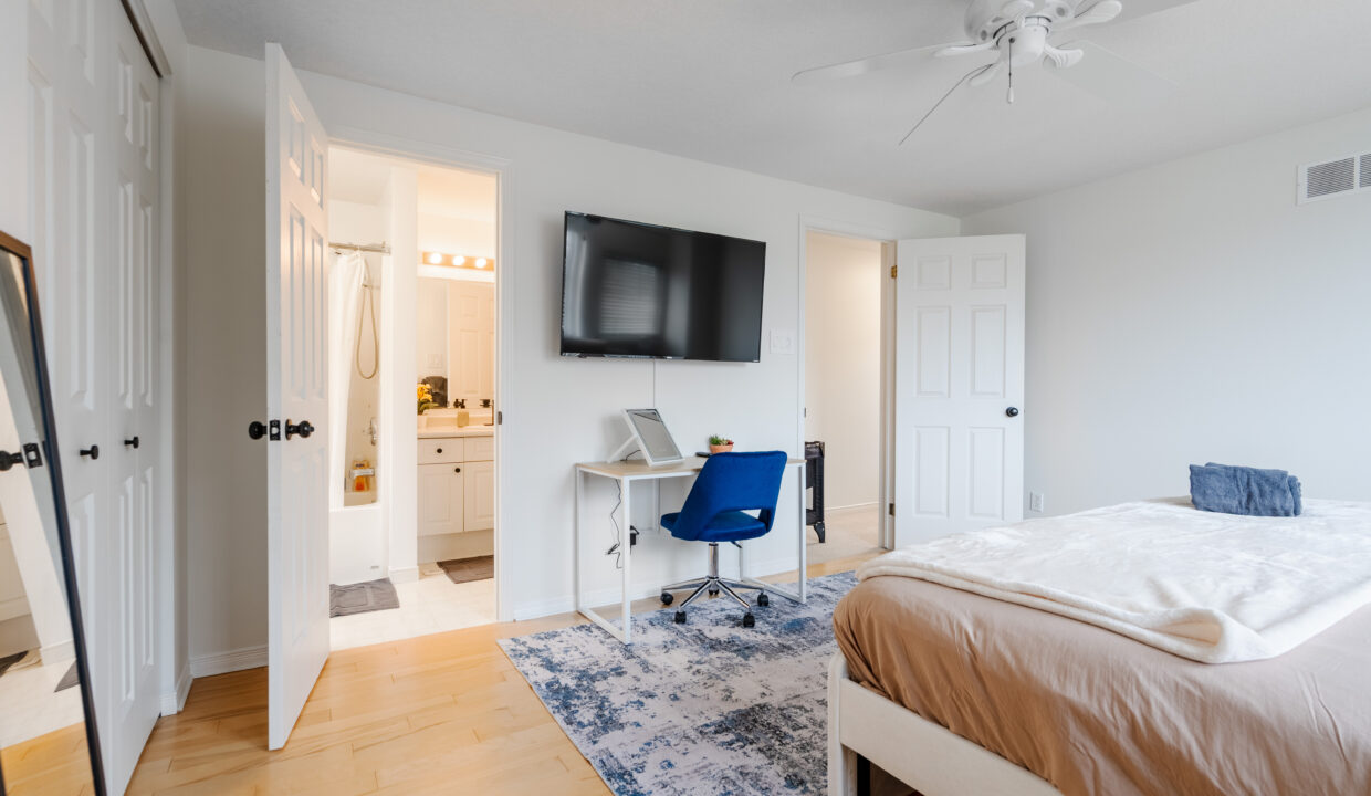 235 Rossmore Court Interior-19