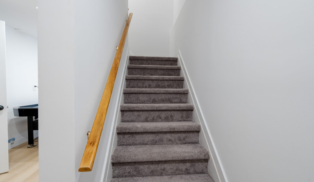 235 Rossmore Court Interior-30