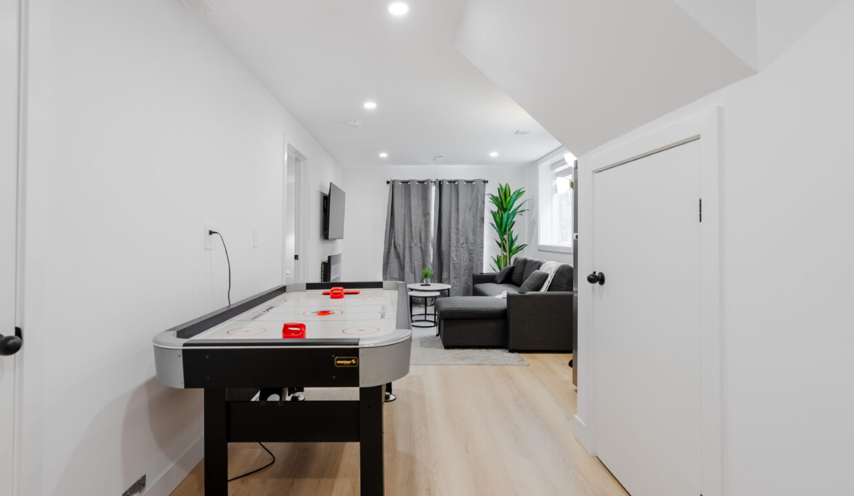235 Rossmore Court Interior-33