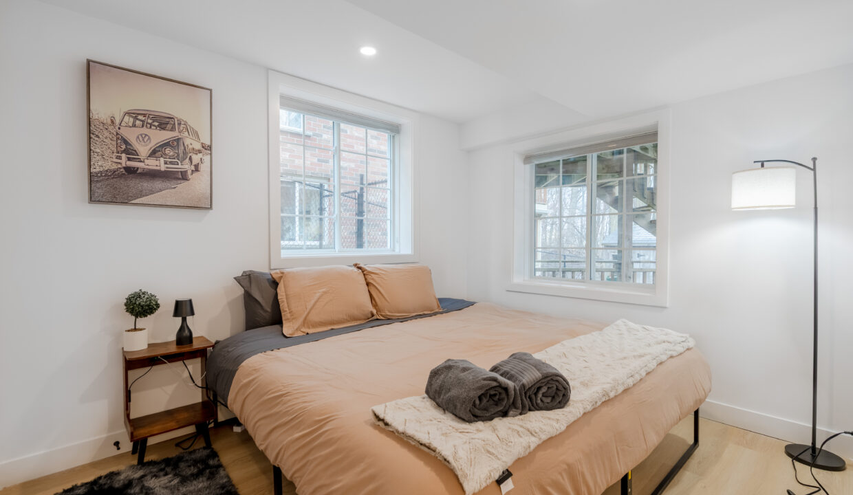 235 Rossmore Court Interior-38
