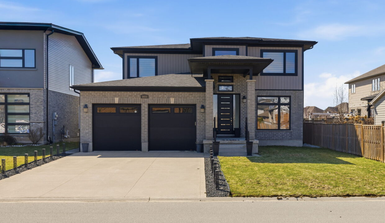 1-web-or-mls-1615 Sandridge Ln - Final LIsting Photos-060