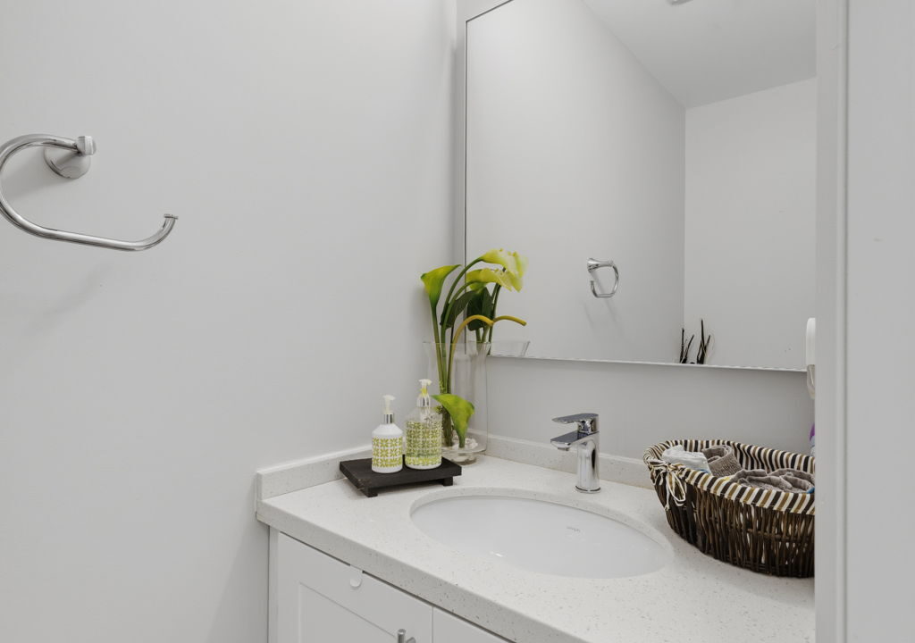 28-web-or-mls-1615 Sandridge Ln - Final LIsting Photos-033