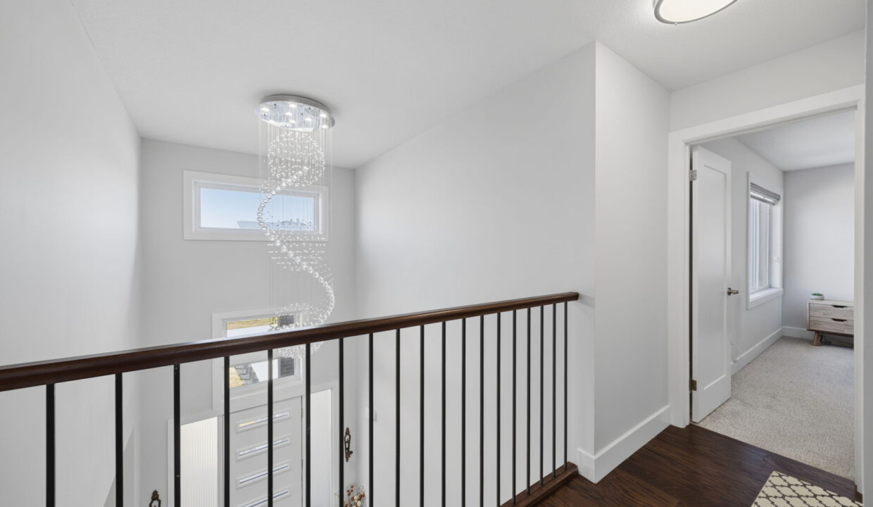 31-web-or-mls-1615 Sandridge Ln - Final LIsting Photos-002