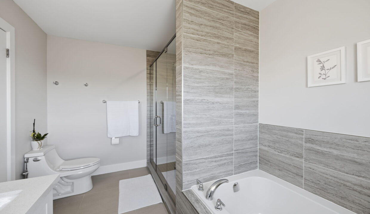 38-web-or-mls-1615 Sandridge Ln - Final LIsting Photos-020