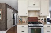 821 Colborne St, London