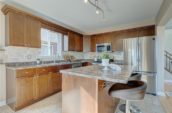 832 Rushbrook