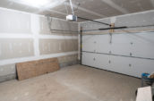 3912 Campbell St N.