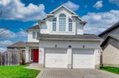 829 Queensborough Cres