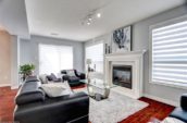 829 Queensborough Cres