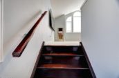829 Queensborough Cres