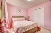 829 Queensborough Cres
