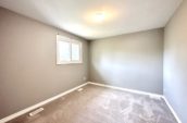 108 Toulon Cres