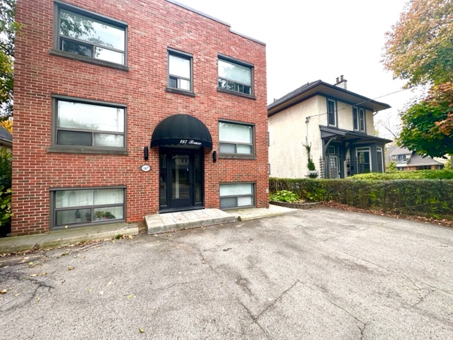 187 Bruce street