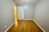 1096 Jalna Blvd, London
