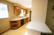 749 Monsarrat Ave
