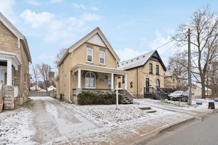 107 Wharncliffe Road North