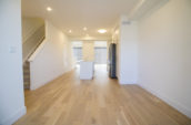 254 Edgevalley