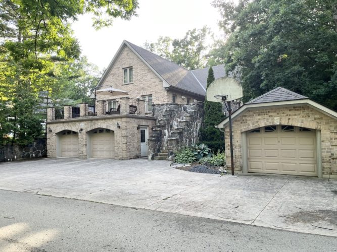 17 Summit Ave